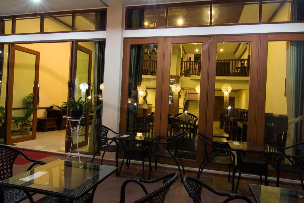 Phoothawee House Hotel Chiang Mai Buitenkant foto