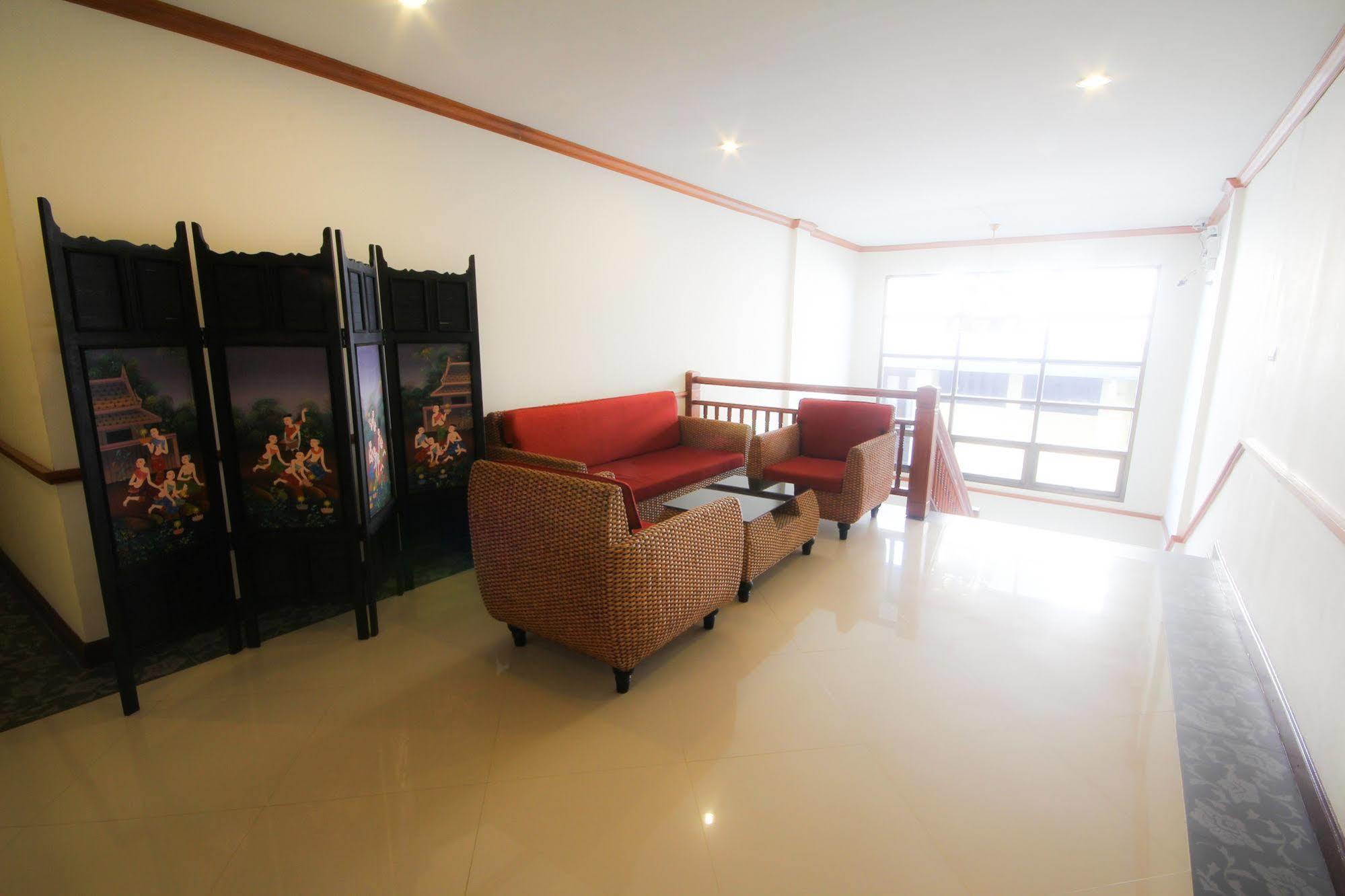 Phoothawee House Hotel Chiang Mai Buitenkant foto