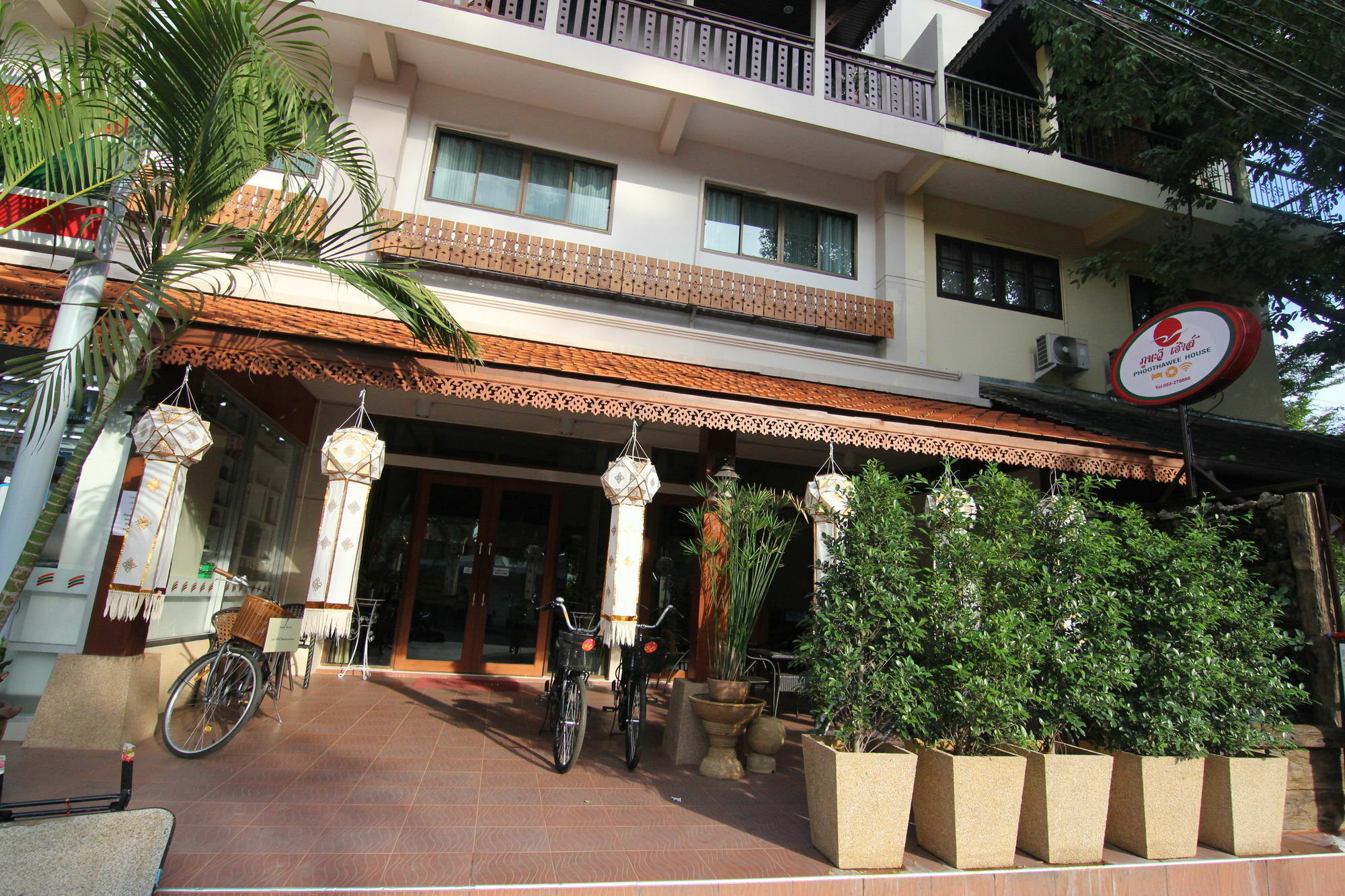 Phoothawee House Hotel Chiang Mai Buitenkant foto